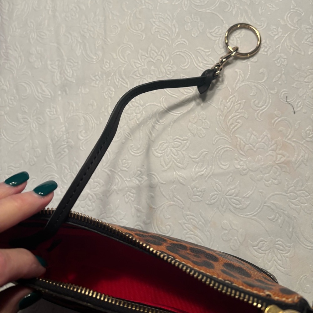 Dooney & Bourke Lizzy Leopard Print Small Shoulder Bag - Picture 9 of 9